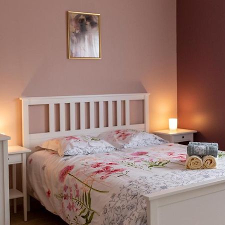 Loc Trotteur Le Pivoine Studio Grand Confort, Gare Sncf De Lourdes Luaran gambar