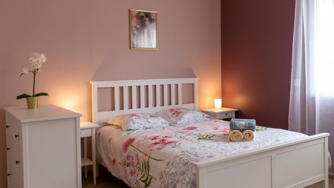 Loc Trotteur Le Pivoine Studio Grand Confort, Gare Sncf De Lourdes Luaran gambar